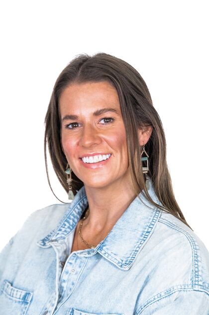 IMG SALES HEADSHOTS Z62 091125 5 2